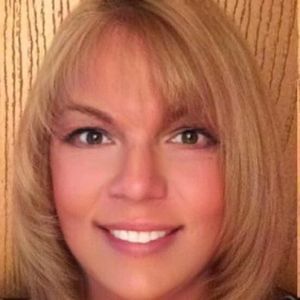 Meet your Posher, Debra